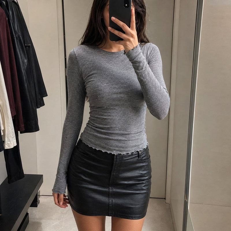 Camiseta Feminina Manga Longa Básica Elástica - Slim Decote Redondo Casual para Outono e Inverno