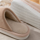Chinelos de Pelúcia Casa Unissex - Antiderrapantes, Quentes e Macios para Quarto no Inverno (Compre 1 Leve 2 Pares)